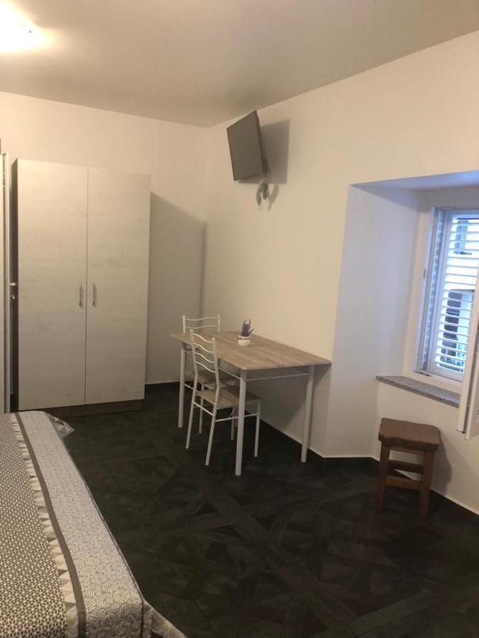 Apartments Tonka Zadar Ngoại thất bức ảnh